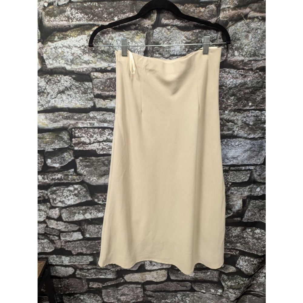 She Sky Knee-Length Skirt, Size L - Picture 4 of 5